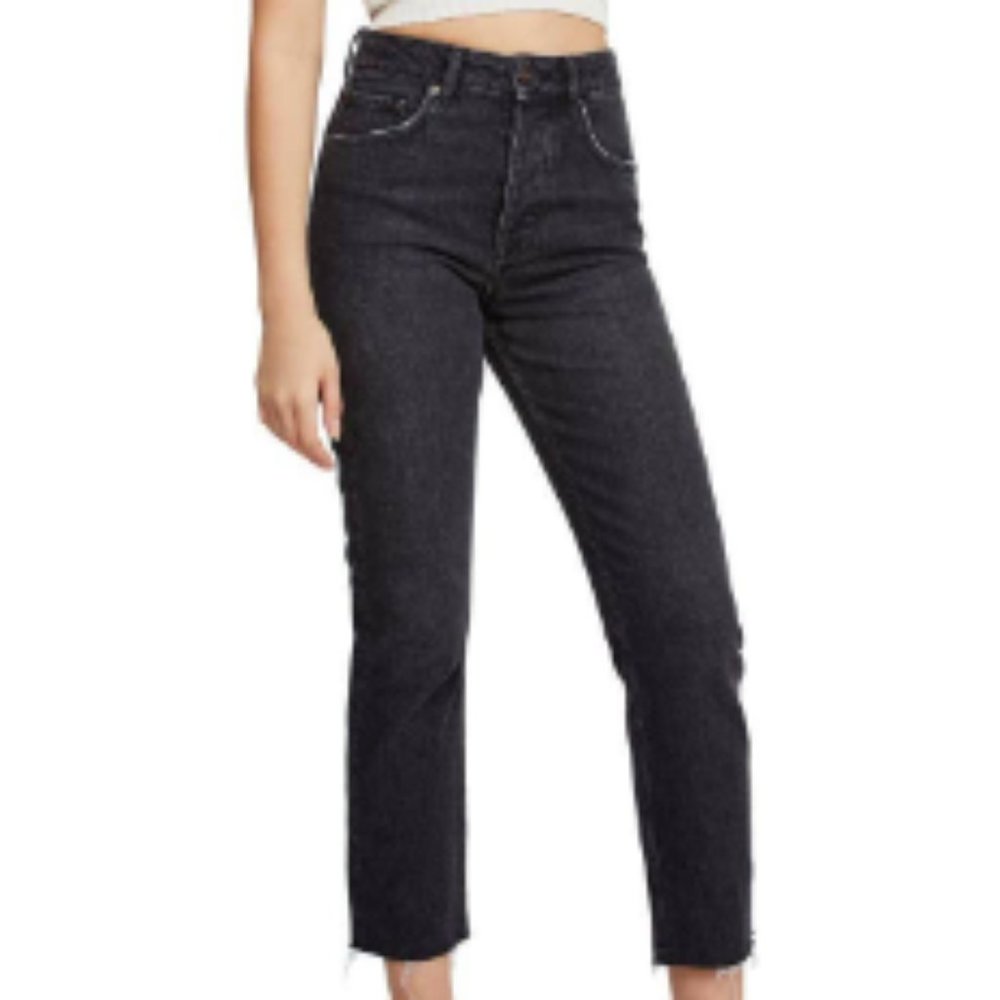 BDG Urban Outfitters Mom Washed Black Raw Hem Crop Jeans Size W24 EUC